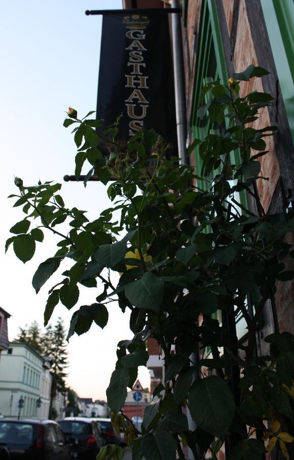 "Zum Heiligen Geisthof" Hotel Parchim Kültér fotó
